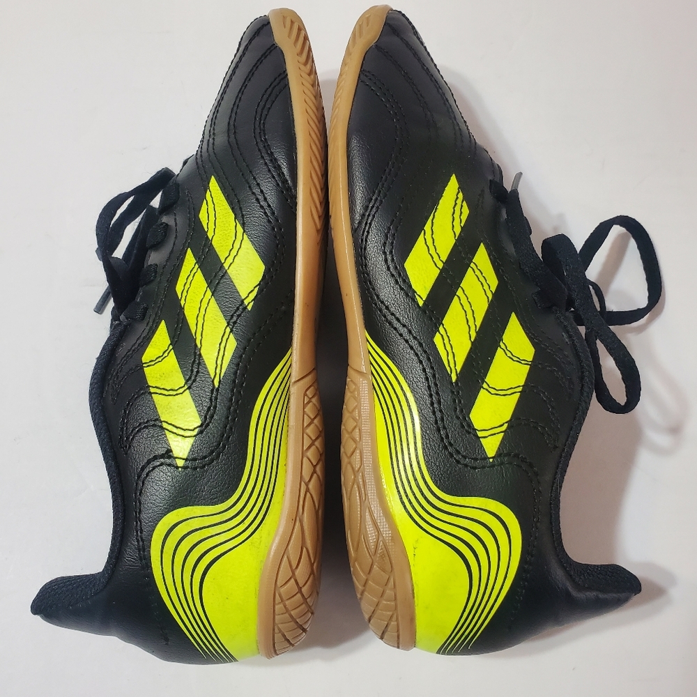 Adidas Copa Kids Boys Black & Solar Yellow Indoor Soccer Shoes Size 4 FX1973 - Picture 9 of 14
